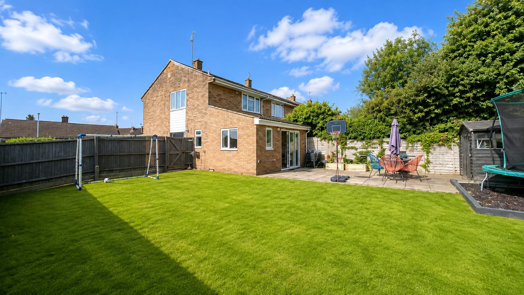 High View, Deanshanger, Milton Keynes